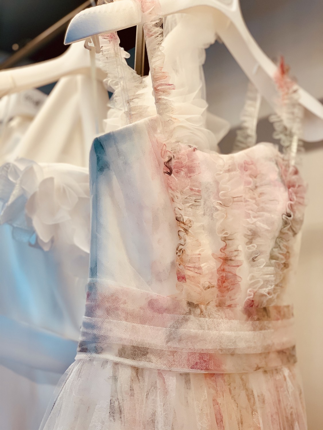06-Un tocco di colore nel vostro giorno più bello-atelier Trilogy Sposa BRIDAL COUTURE-abito da sposa su misura-Altamura Bari Puglia